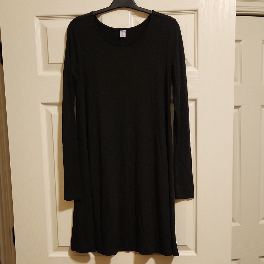 Old Navy Classic Black Long Sleeve Swing Dress, Small